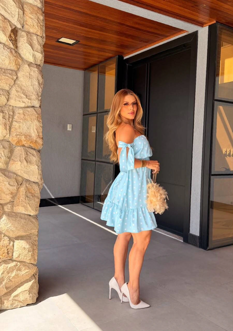 Vestido Ciganinha com Mangas de Amarração no corpo